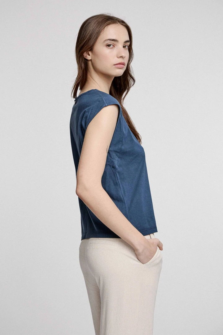 REMERA AZALEA