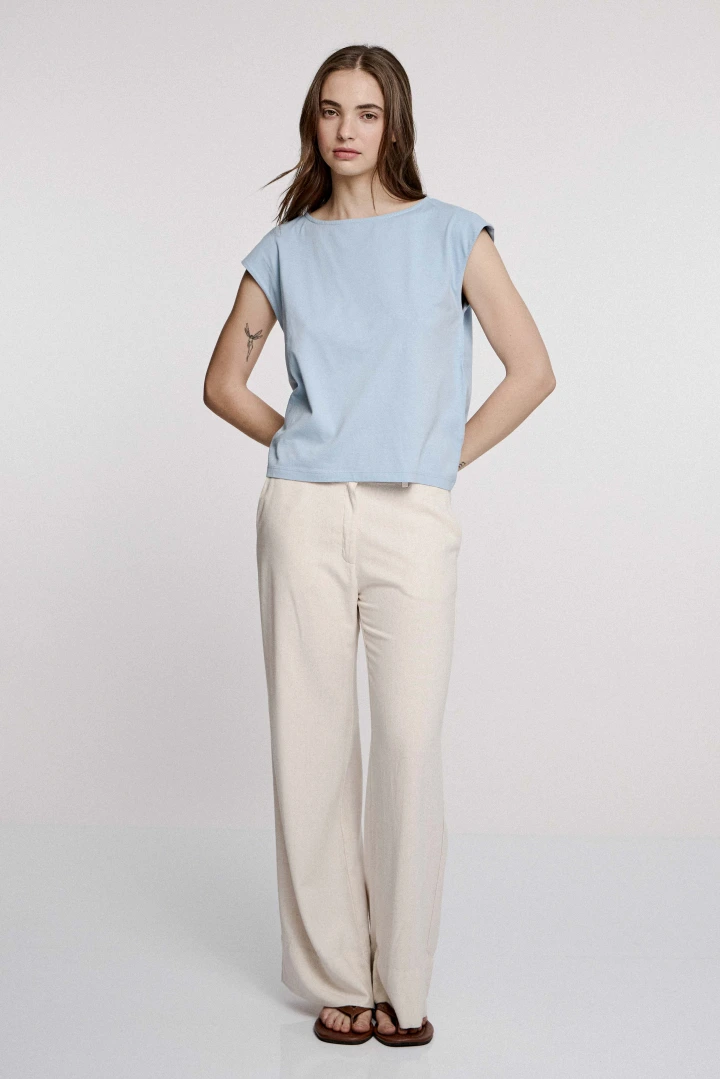 REMERA AZALEA
