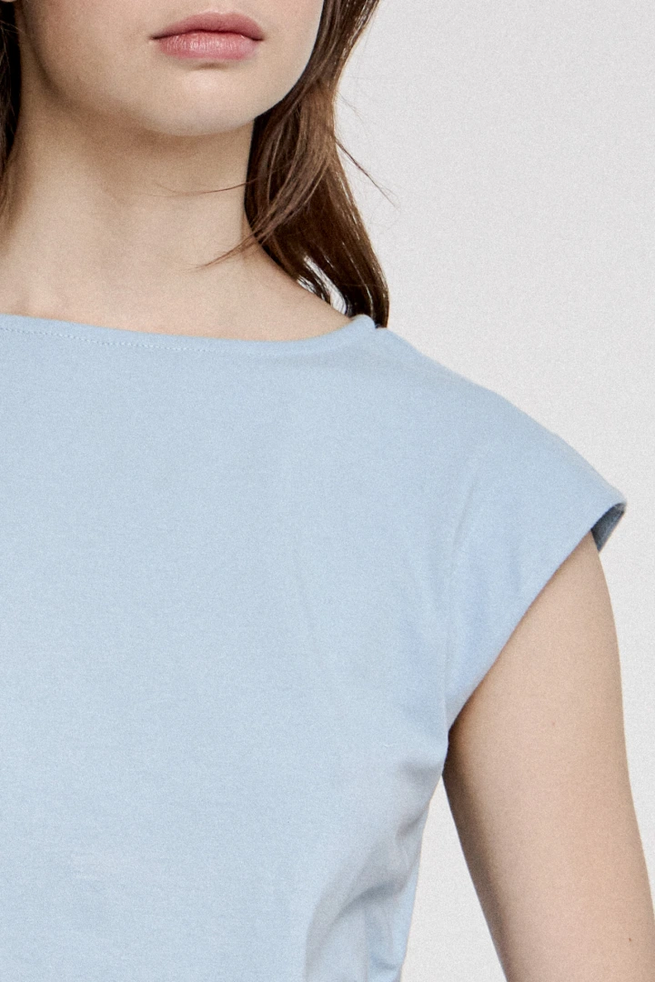 REMERA AZALEA