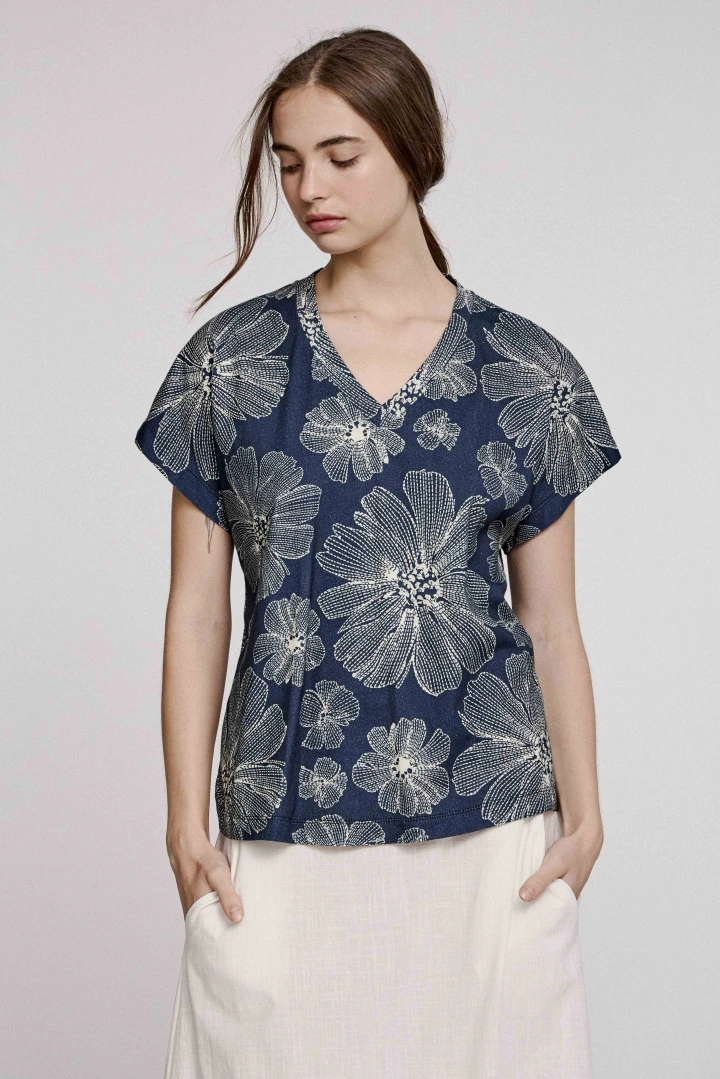 REMERA MAITE