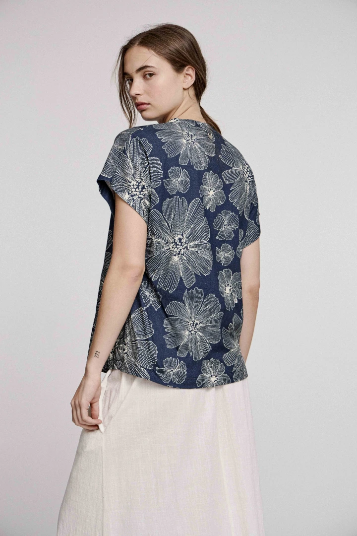 REMERA MAITE
