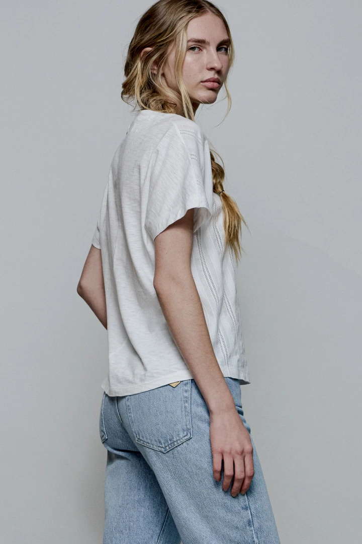 REMERA REBECA
