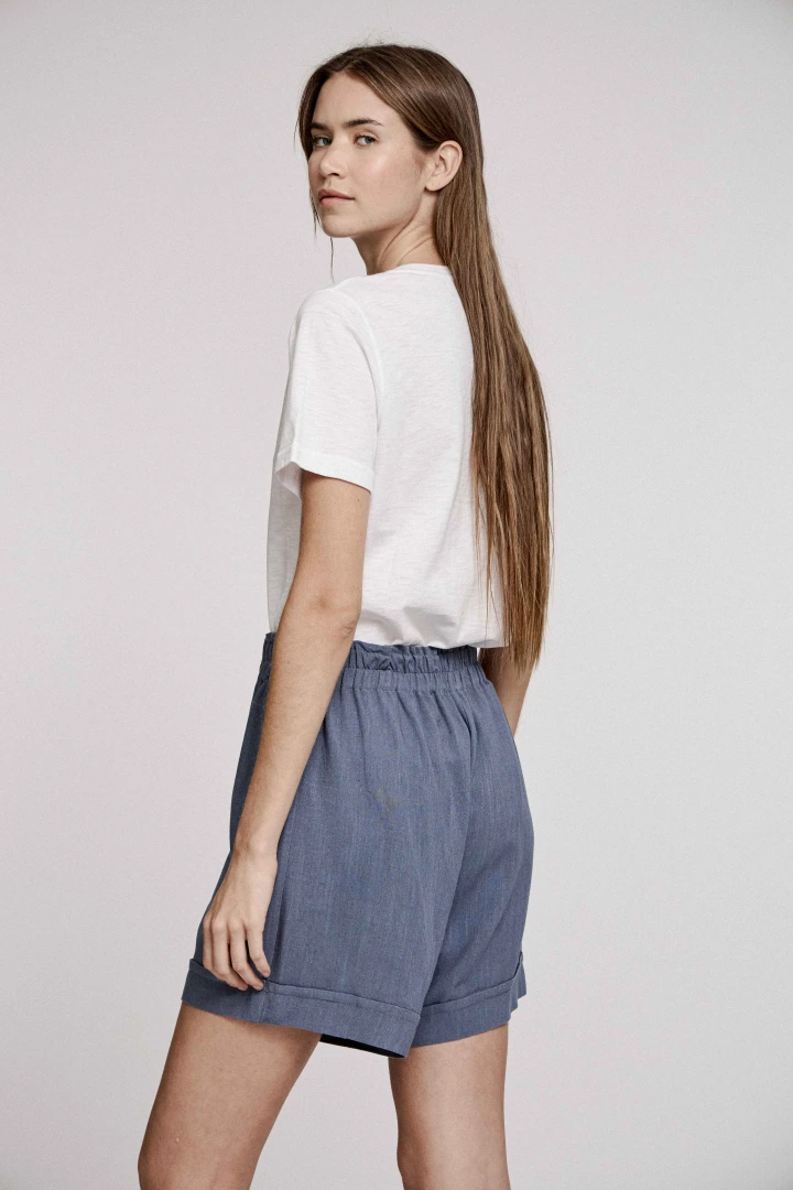 SHORT IDANA