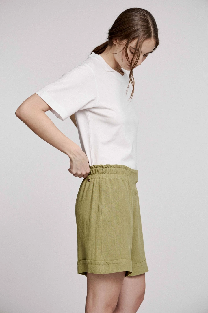 SHORT IDANA