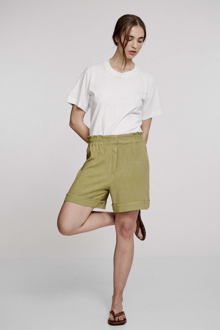 SHORT IDANA