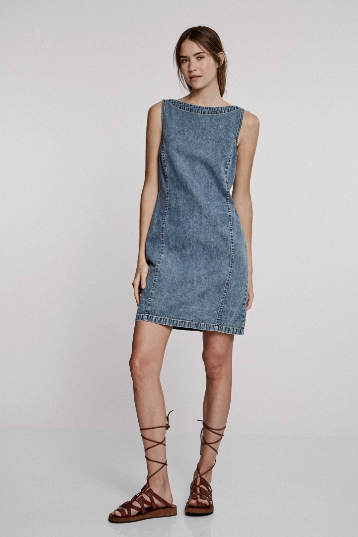 VESTIDO UMA