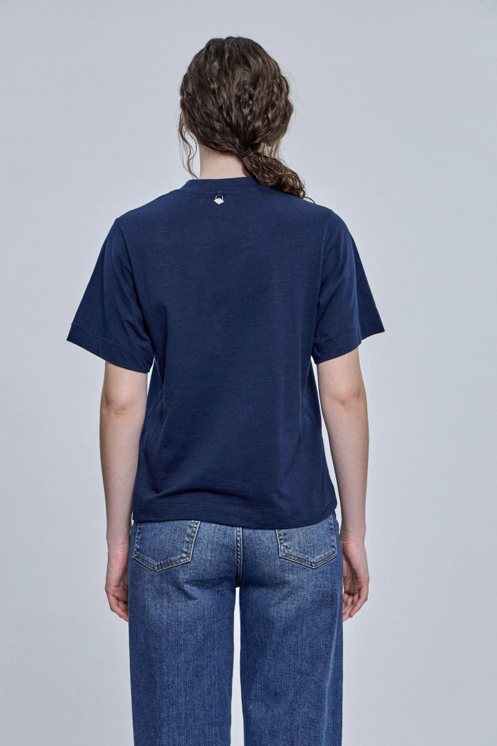 REMERA HAZE