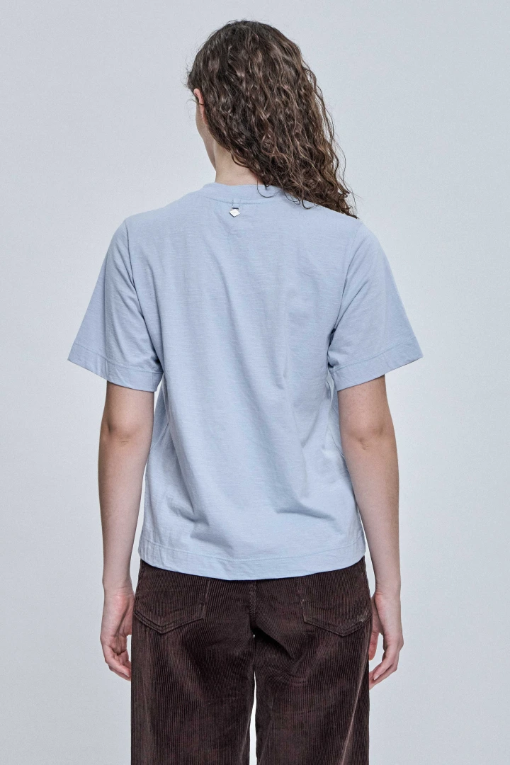 REMERA HAZE