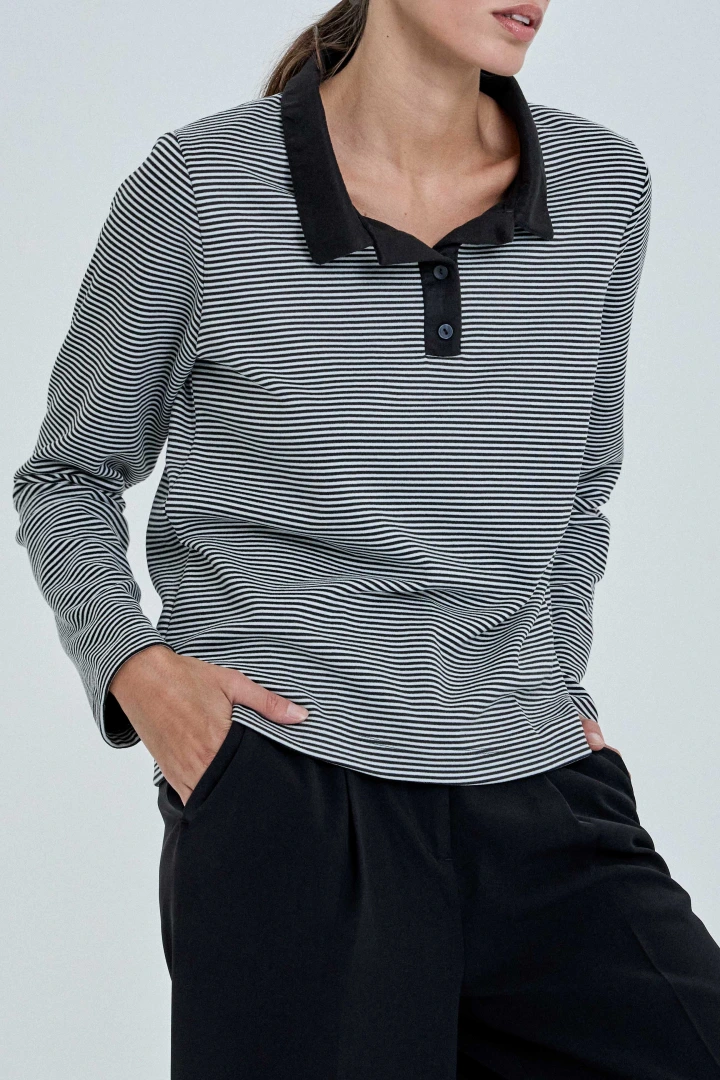 REMERA CLOTILDE