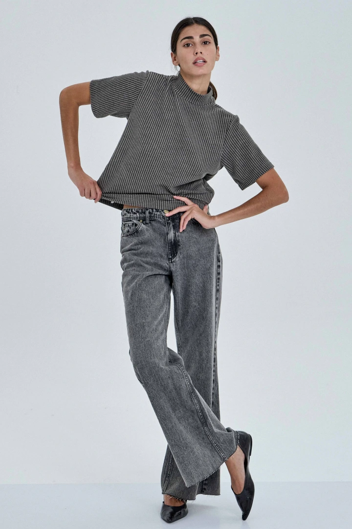 REMERA DUSTY