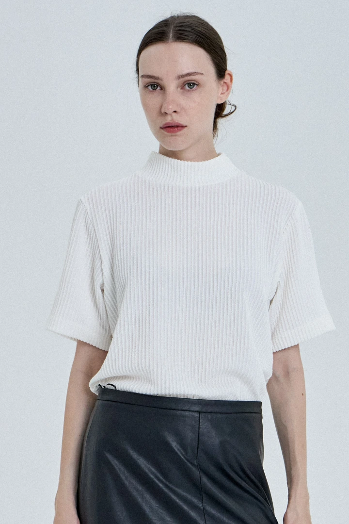 REMERA DUSTY