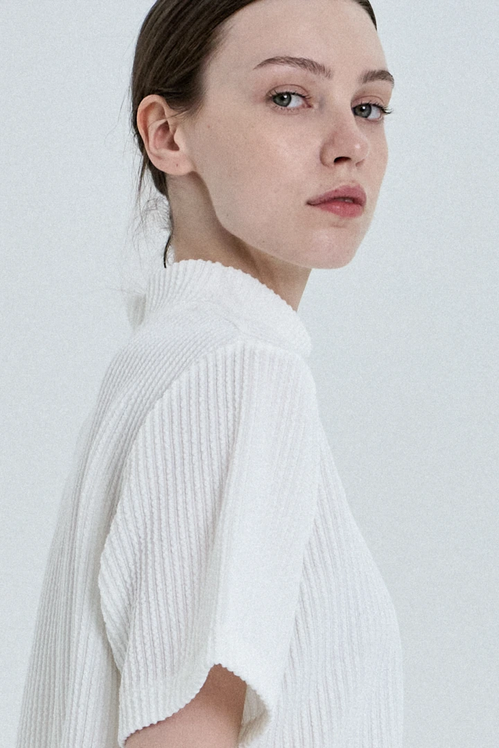 REMERA DUSTY