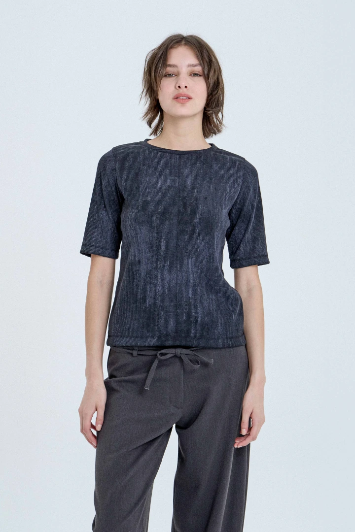 REMERA GRANITE