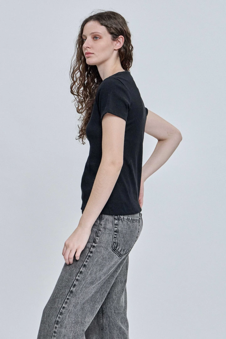 REMERA CARMINA