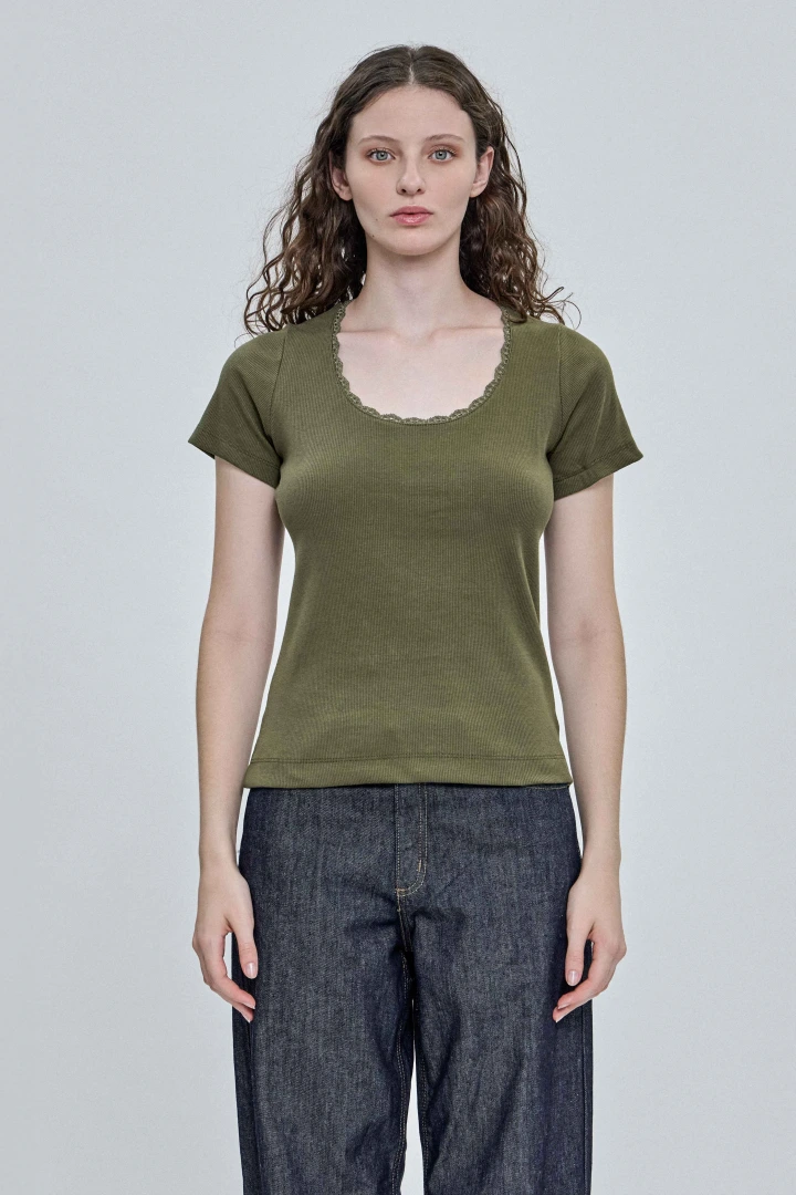 REMERA CARMINA