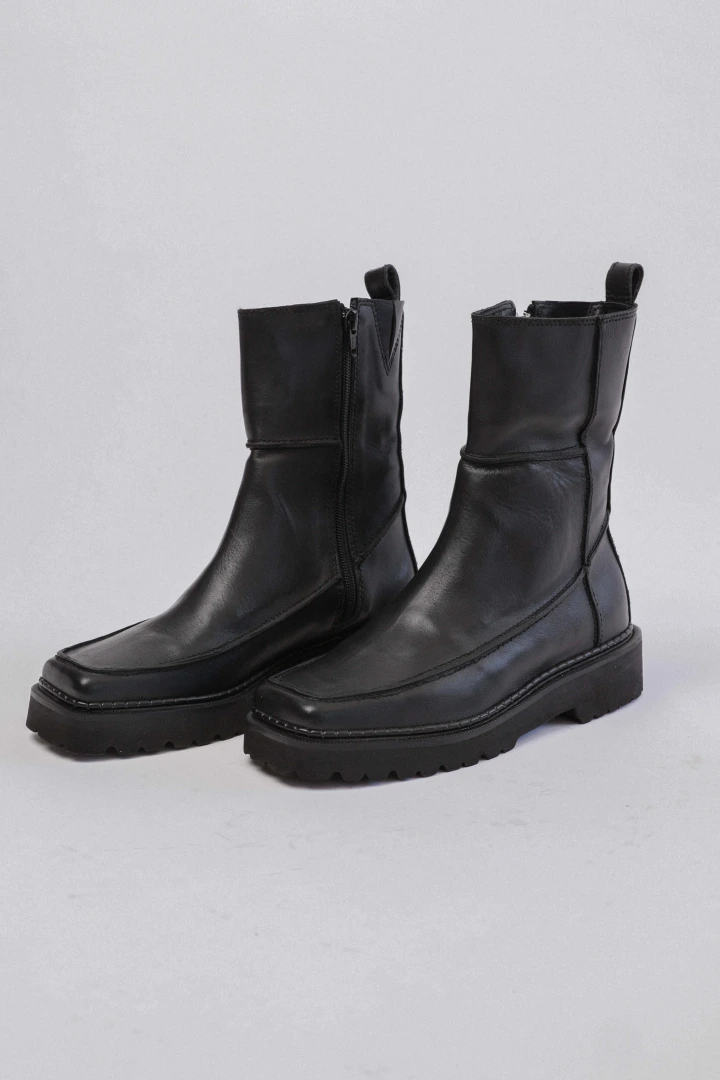 BOTA CARMELO
