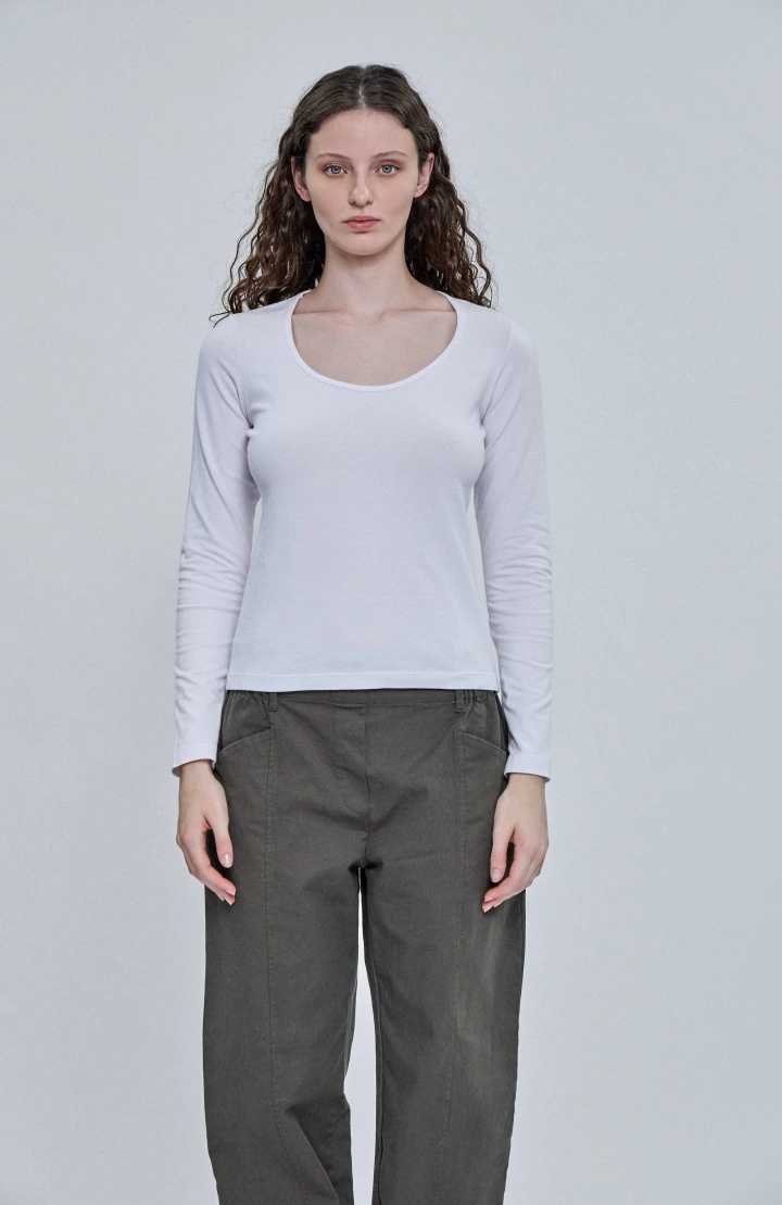 REMERA MOLE