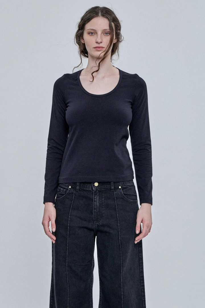 REMERA MOLE