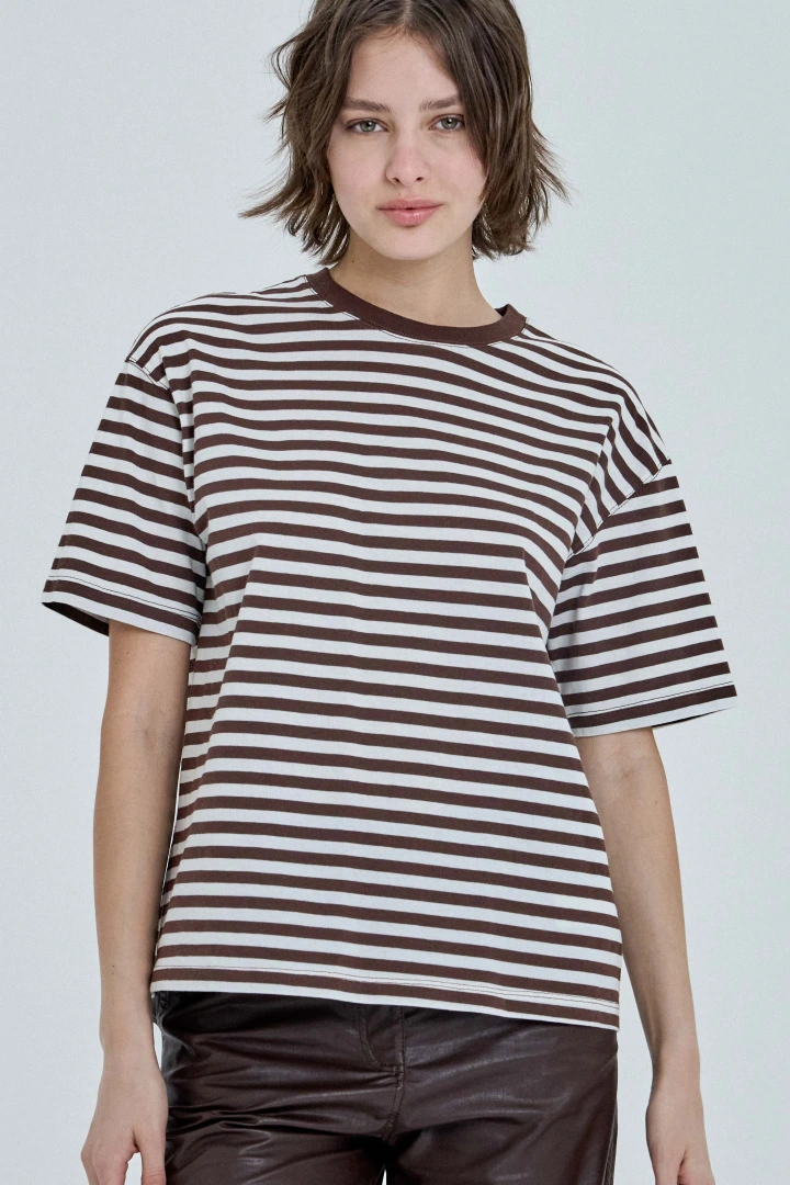 REMERA GARNET