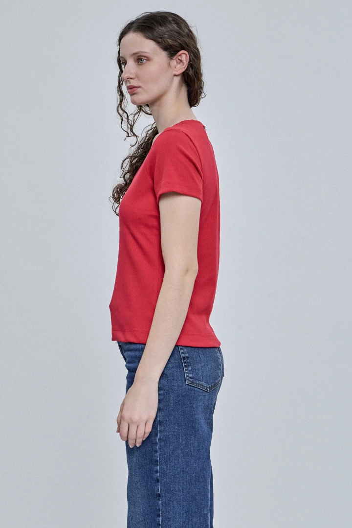 REMERA CARMINA