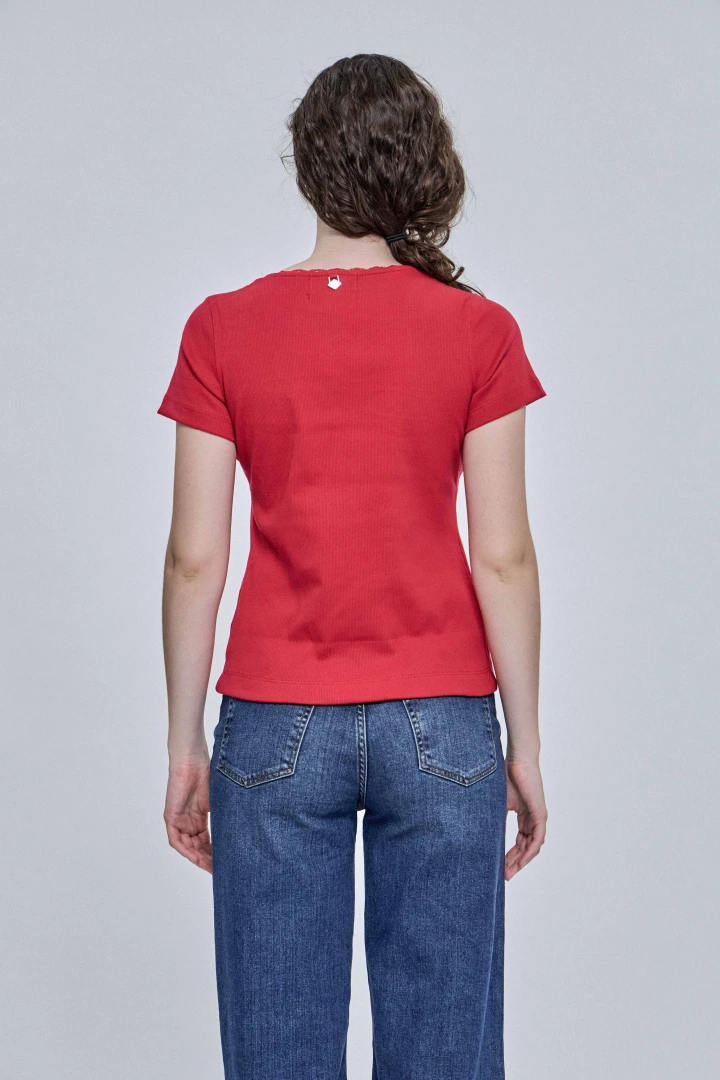 REMERA CARMINA