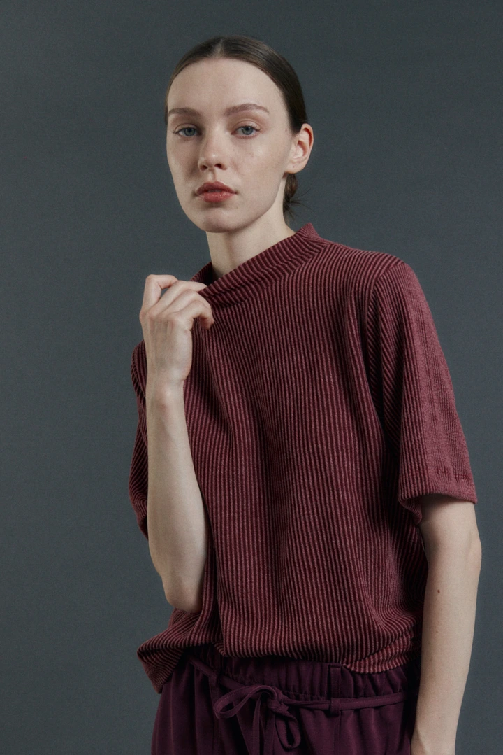 REMERA DUSTY