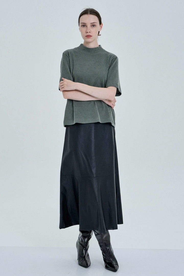 REMERA DUSTY
