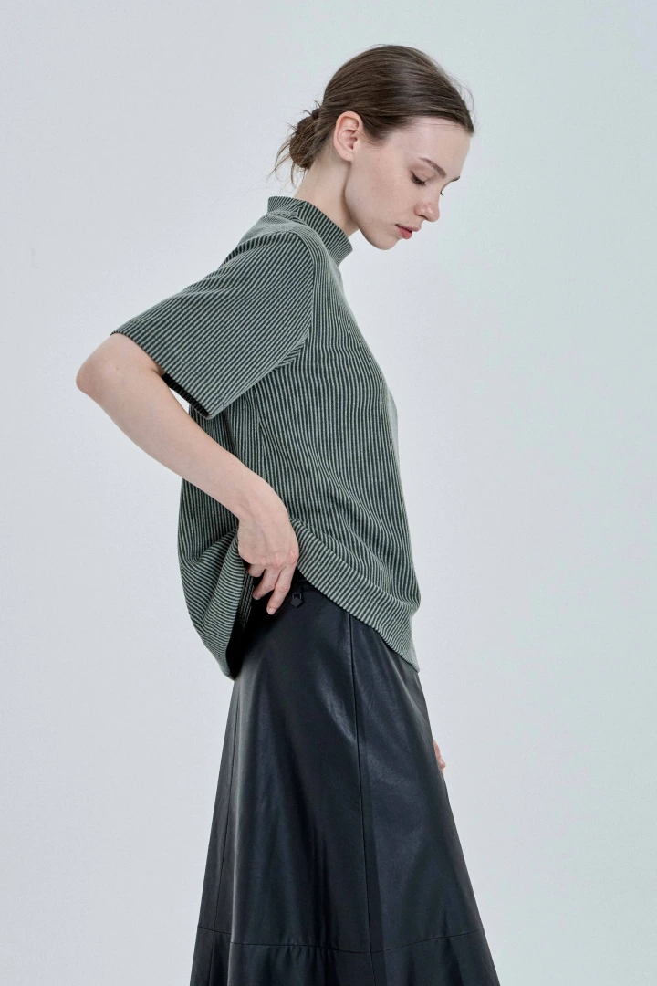REMERA DUSTY
