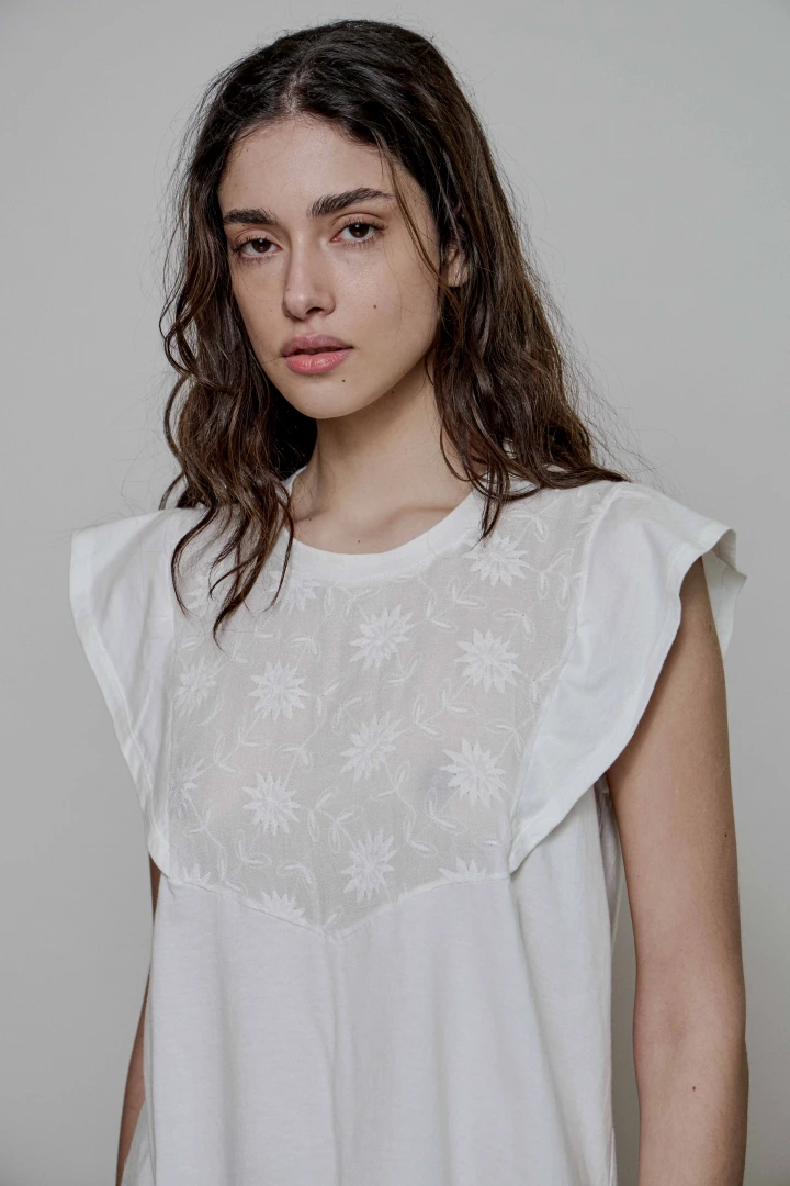 REMERA ZAINA