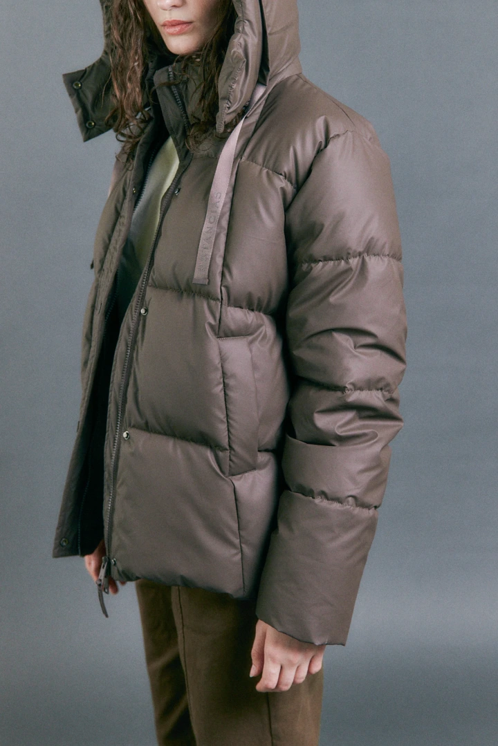 CAMPERA ARONA