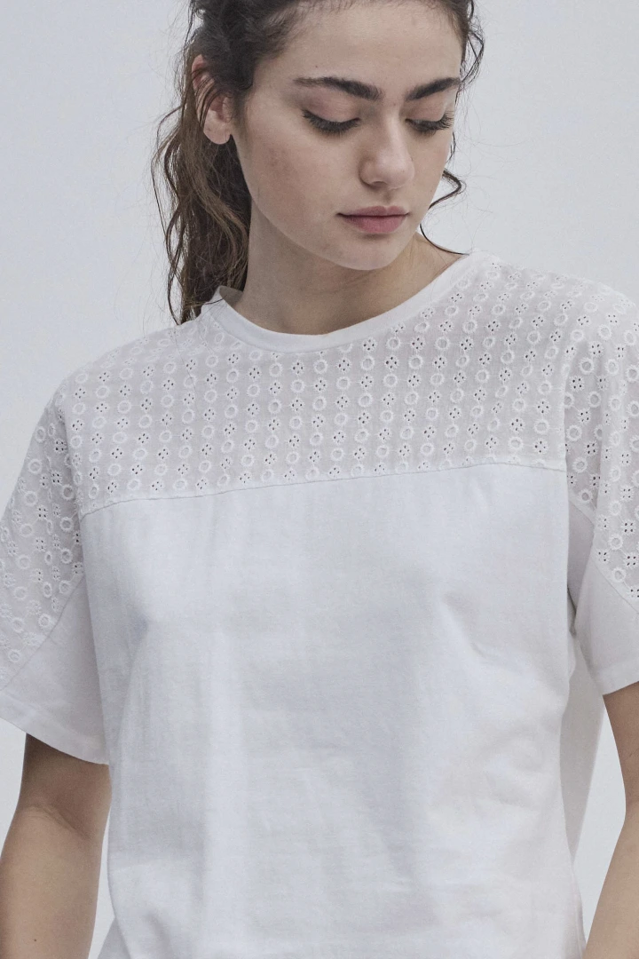 REMERA BRISENA