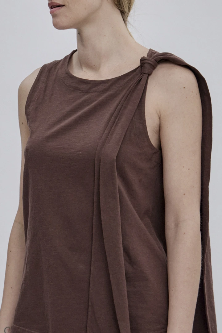 REMERA KONA