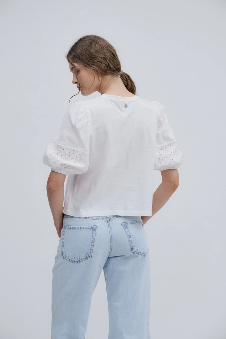 REMERA TAREN