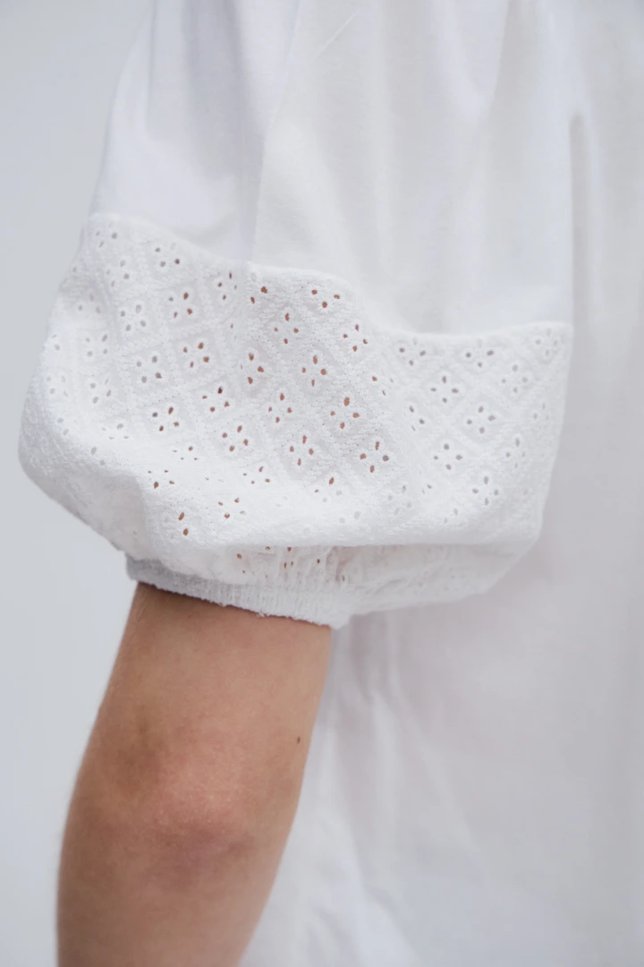 REMERA TAREN