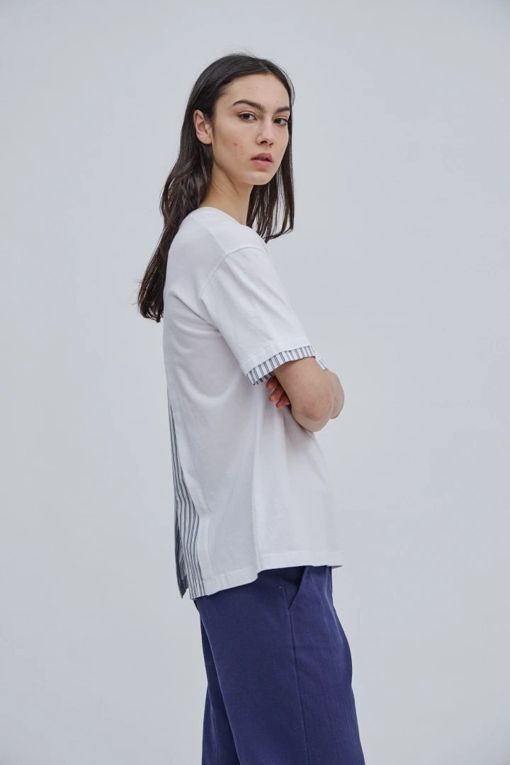 REMERA CAPRI