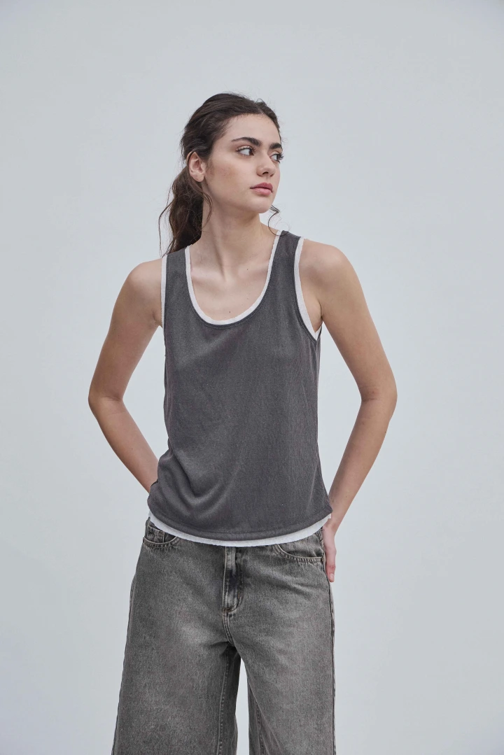 MUSCULOSA REVERSIBLE KORA
