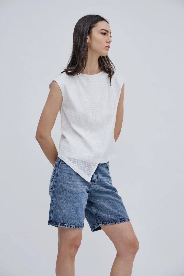 REMERA NIRA