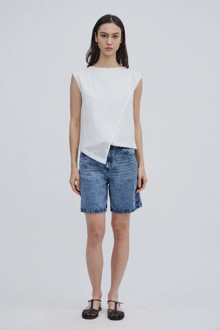 REMERA NIRA
