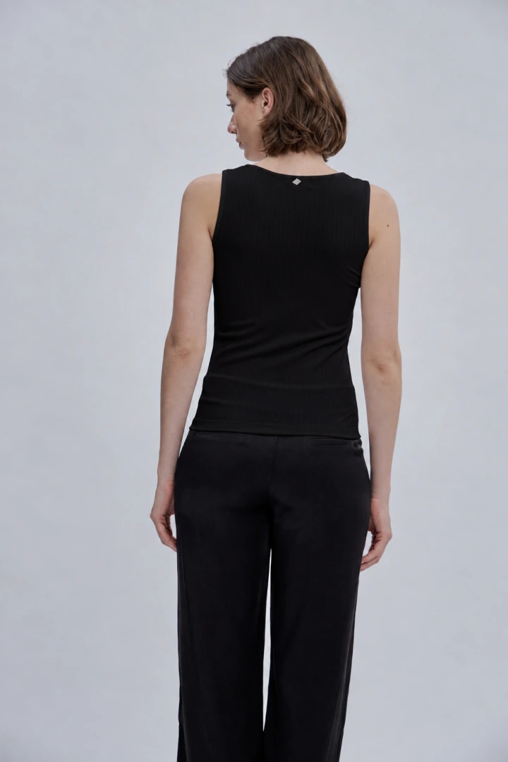 MUSCULOSA BOAN