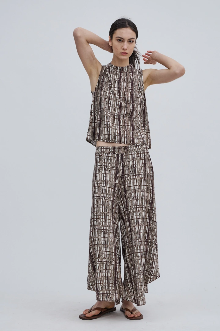 TOP ALMAR BROWN
