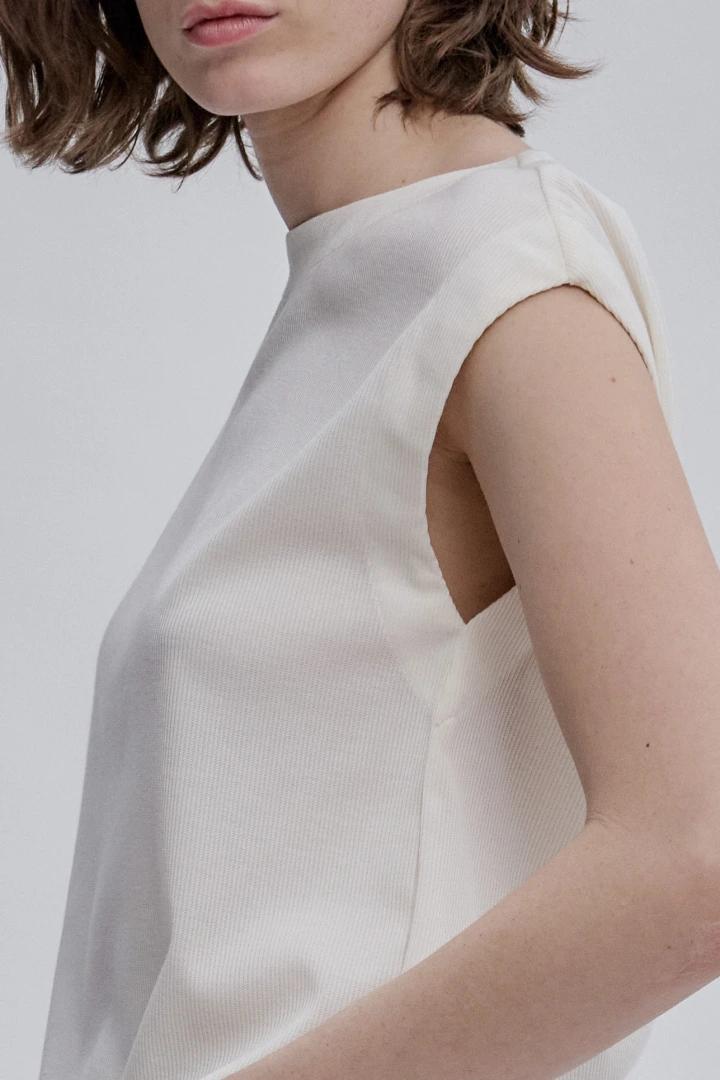 REMERA AZADINA