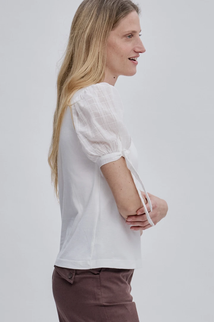 REMERA LUMINA