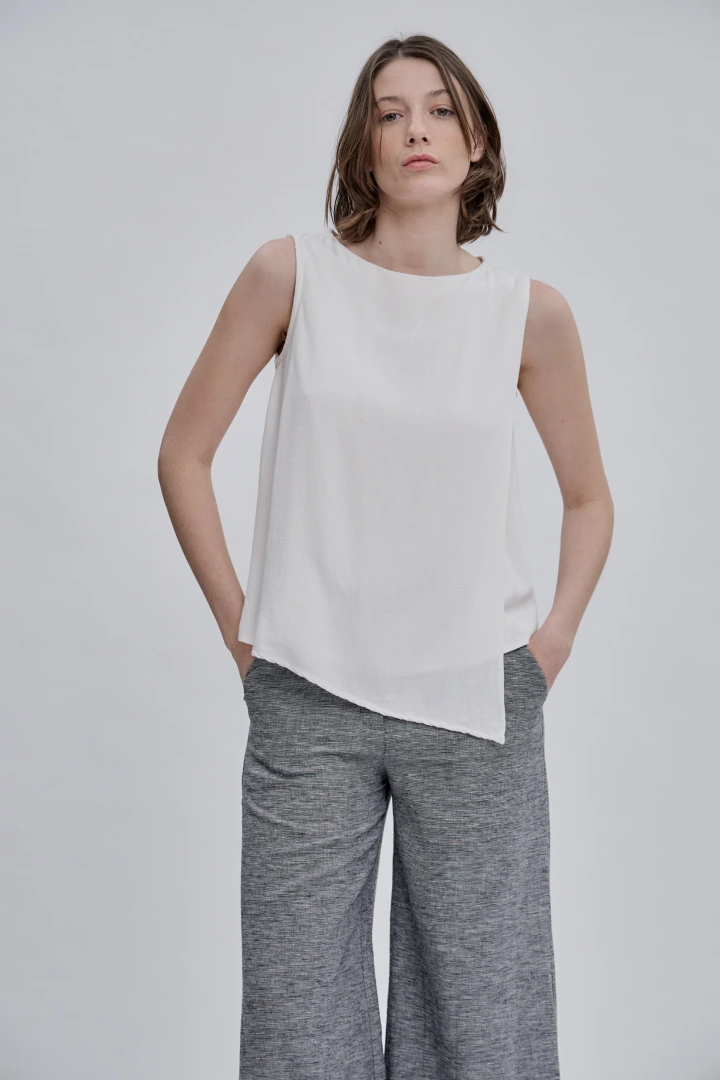 TOP KARA WHITE