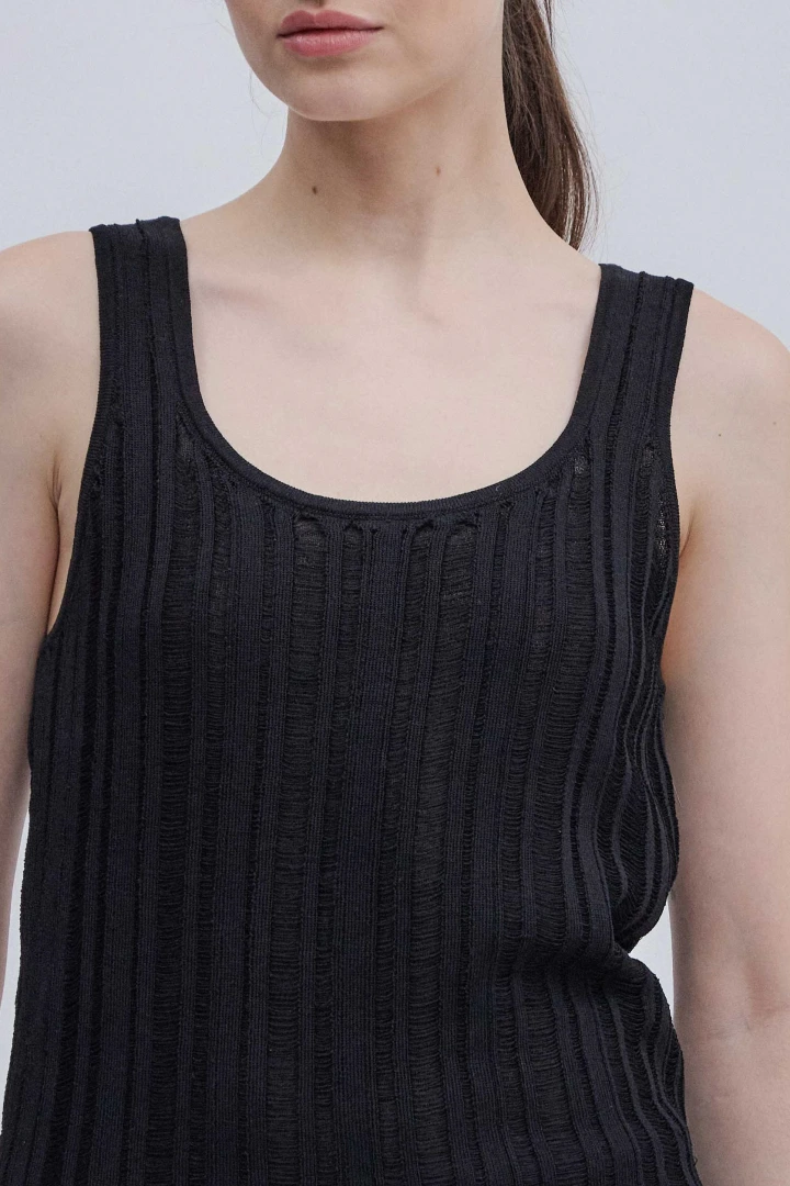 REMERA NOOSA
