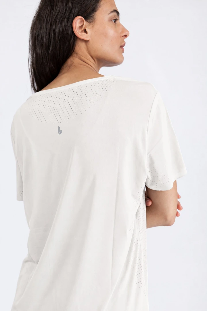REMERA NUBES